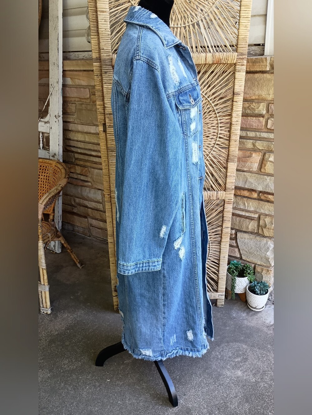 Muse Looks 100% Cotton Distressed Long Blue Denim Jacket - Women Jeans_Large - Picture 3 of 8